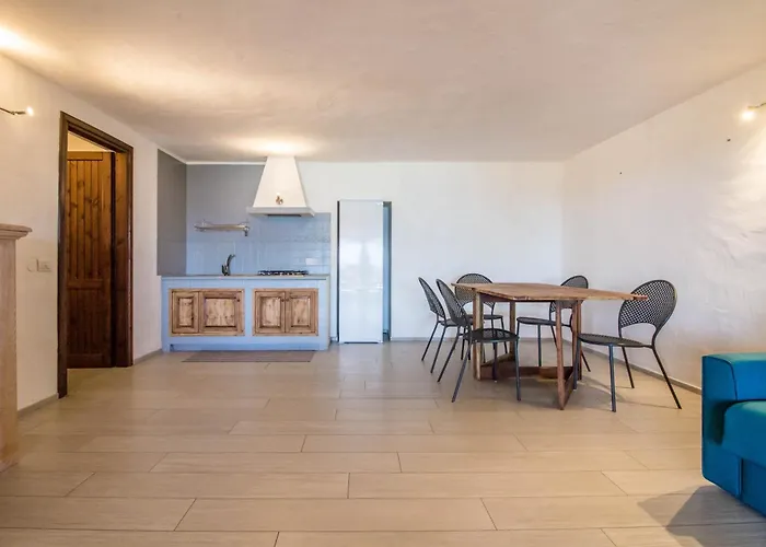 Guesthost - Sea View Apartment With Veranda! Apartman *