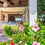 Guesthost - Sea View With Veranda! * Golfo Aranci